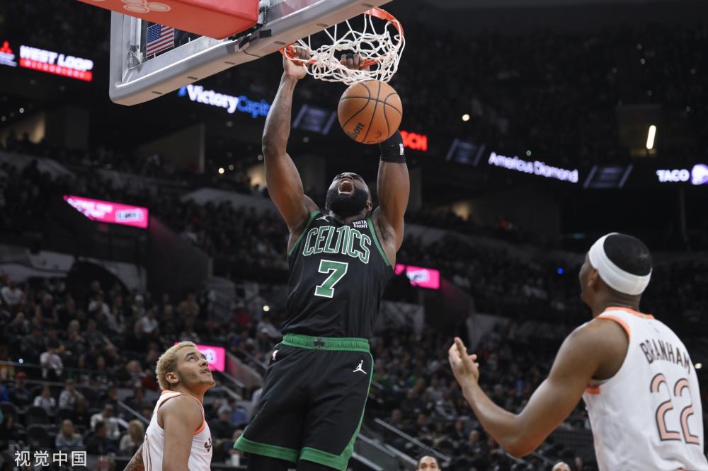 育的报道 育的报道