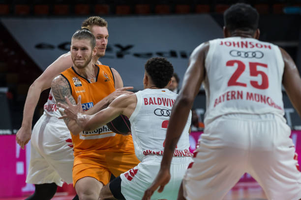 战术与个人 战术与个人