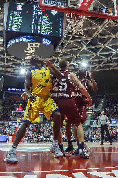 我国武术选手林思韦 男子长拳0.001分微差屈银